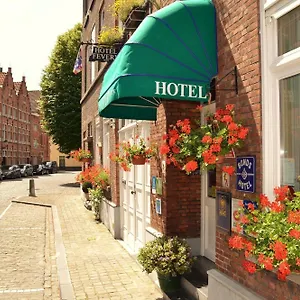 Fevery Hotell